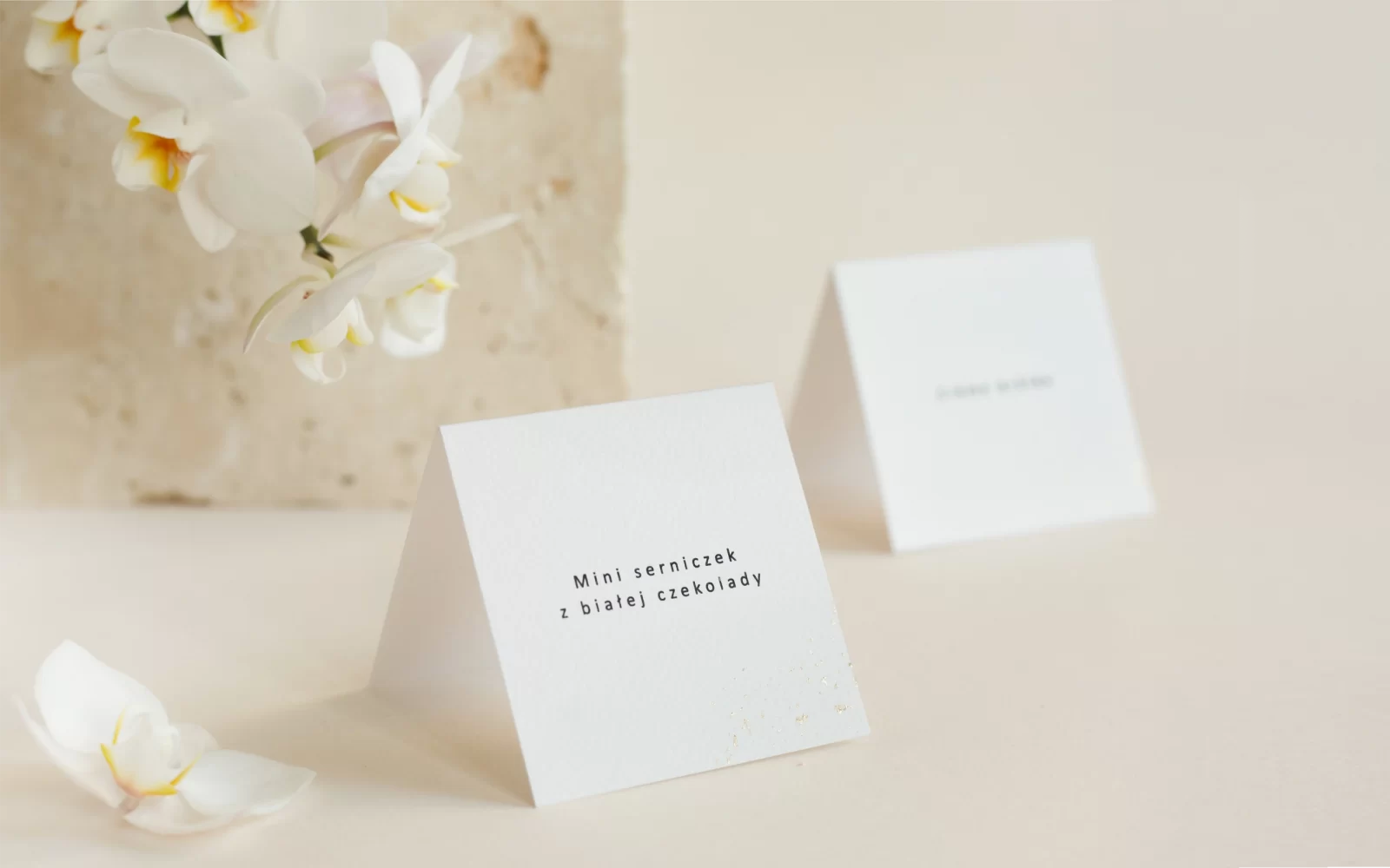 Składane karteczki do bufetu na wesele złocone